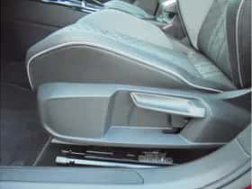Volkswagen Golf (2024) thumbnail 23