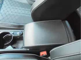 Volkswagen Golf (2024) thumbnail 33