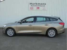 Ford Focus (2019) thumbnail 4