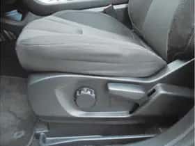 Ford S-Max (2018) thumbnail 25
