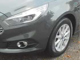 Ford S-Max (2018) thumbnail 27
