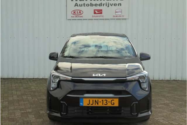 Kia Picanto (2025) thumbnail 2