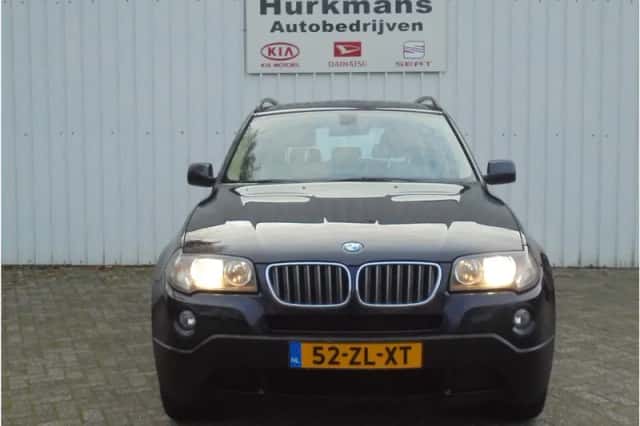 BMW X3 (2008) thumbnail 2