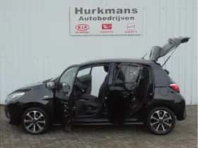 Mitsubishi Space thumbnail 5