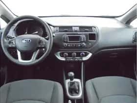 Kia Rio thumbnail 16