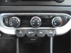 Kia Rio thumbnail 24