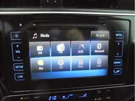Toyota Auris thumbnail 12