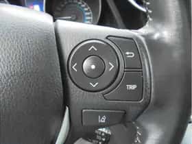 Toyota Auris thumbnail 25
