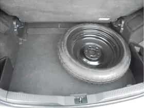Toyota Auris thumbnail 28