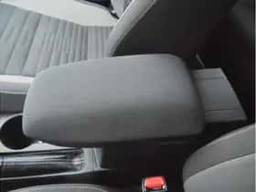 Toyota Auris thumbnail 31