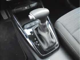 Kia Stonic (2025) thumbnail 8
