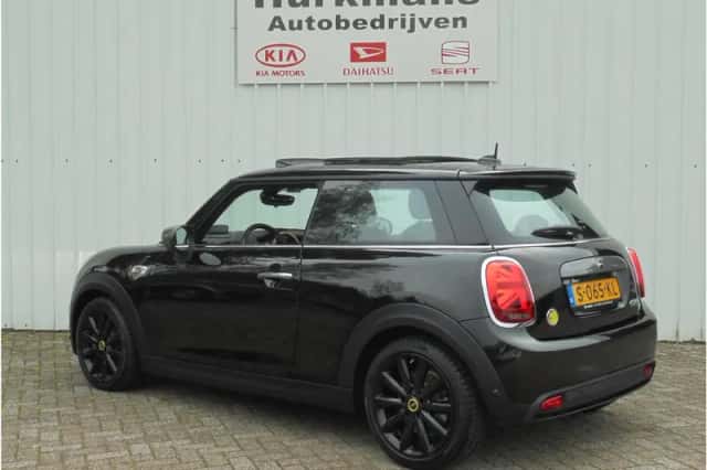 MINI Cooper S (2020) thumbnail 6