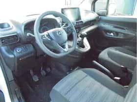 Opel Combo (2022) thumbnail 16
