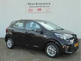 Kia Picanto (2023) thumbnail 3