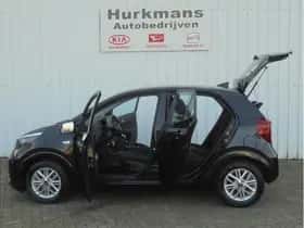 Kia Picanto (2023) thumbnail 5