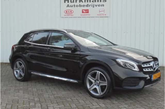 Mercedes-Benz GLA-Klasse (2018) thumbnail 3
