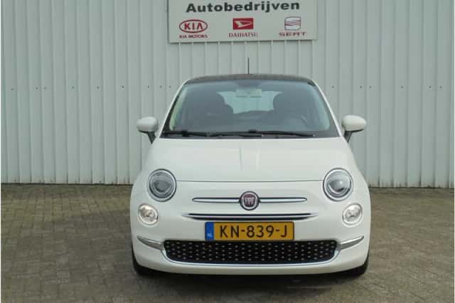 Fiat 500 (2016) thumbnail 2