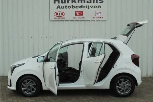 Kia Picanto (2024) thumbnail 5