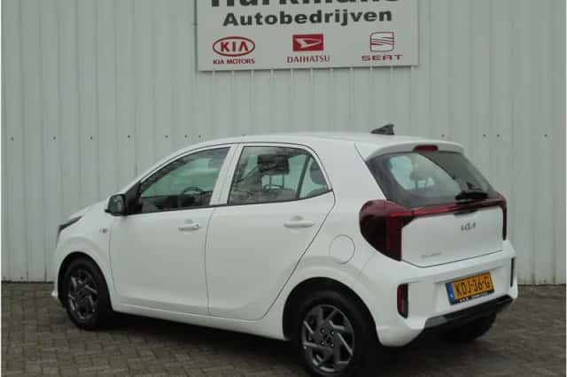 Kia Picanto (2024) thumbnail 6