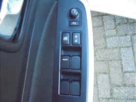 Suzuki Swift thumbnail 20