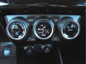 Suzuki Swift thumbnail 21