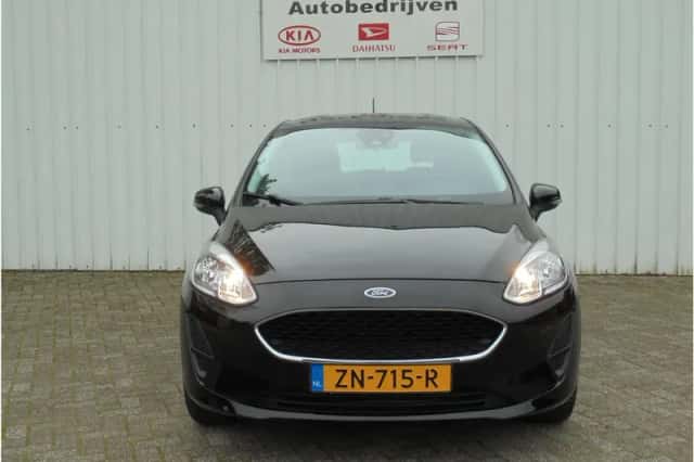 Ford Fiesta (2019) thumbnail 2