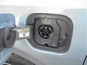 Kia Ceed (2023) thumbnail 14