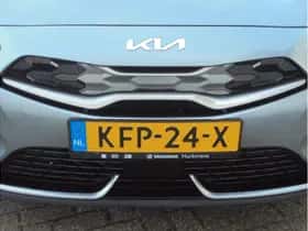Kia Ceed (2023) thumbnail 16