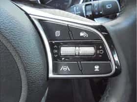 Kia Ceed (2023) thumbnail 24