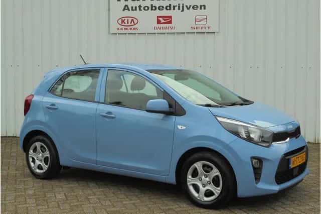 Kia Picanto (2022) thumbnail 3