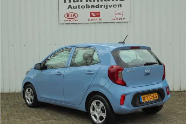 Kia Picanto (2022) thumbnail 6