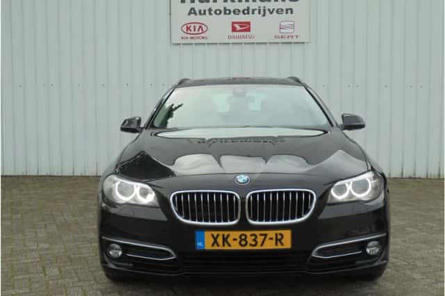 BMW 5-Serie (2013) thumbnail 2