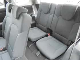 Kia Carens (2013) thumbnail 15