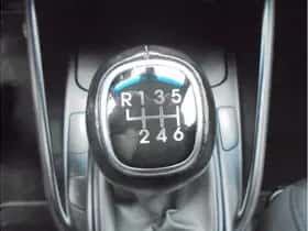 Kia Carens (2013) thumbnail 28