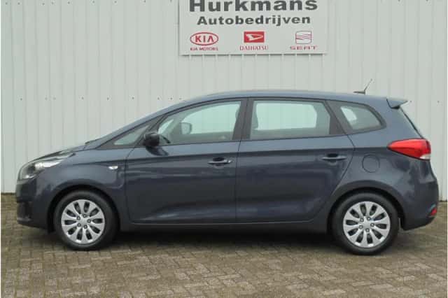 Kia Carens (2013) thumbnail 4