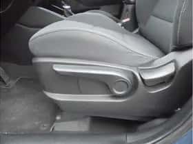 Kia Carens (2013) thumbnail 35