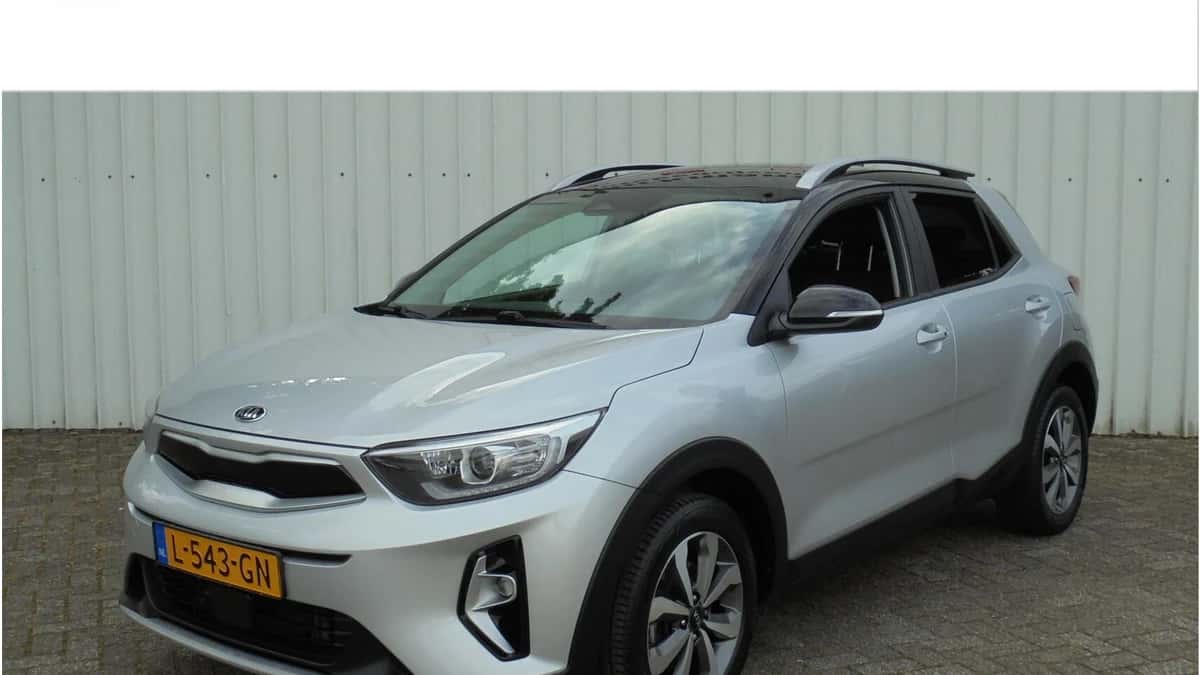 Kia Stonic (2021) — foto 1
