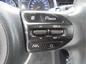Kia Stonic (2021) thumbnail 12
