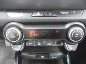 Kia Stonic (2021) thumbnail 13