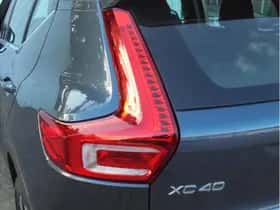Volvo XC40 (2022) thumbnail 9