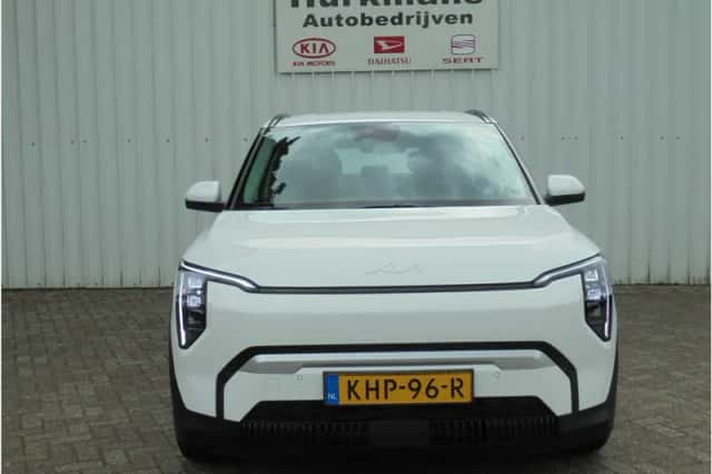 Kia EV3 (2026) thumbnail 2