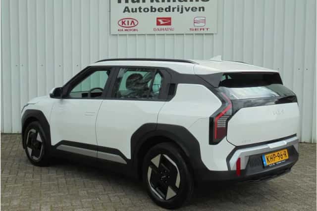 Kia EV3 (2026) thumbnail 6
