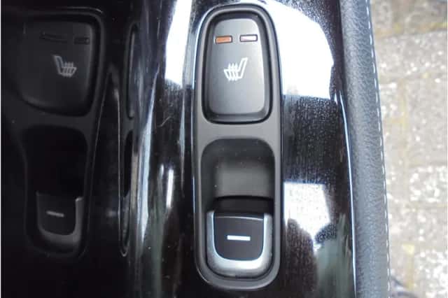 Kia Niro (2018) thumbnail 20