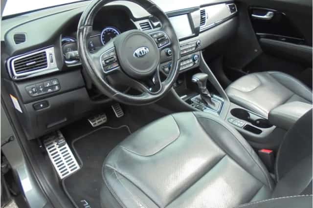 Kia Niro (2018) thumbnail 21