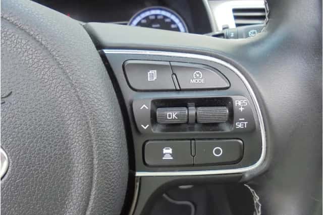 Kia Niro (2018) thumbnail 28