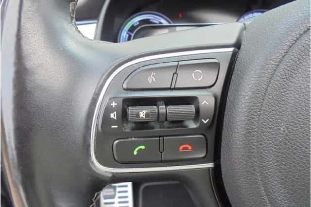 Kia Niro (2018) thumbnail 29