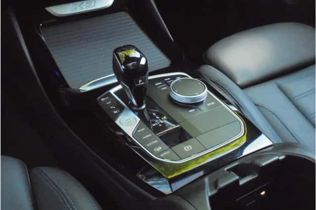 BMW X3 (2023) thumbnail 42
