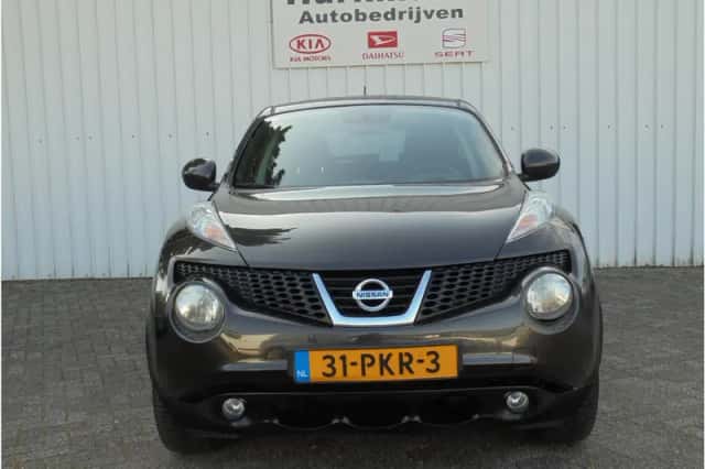 Nissan Juke (2011) thumbnail 2