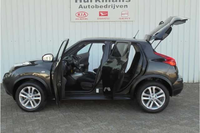 Nissan Juke (2011) thumbnail 5