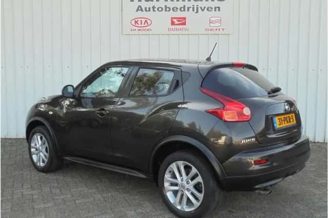 Nissan Juke (2011) thumbnail 6